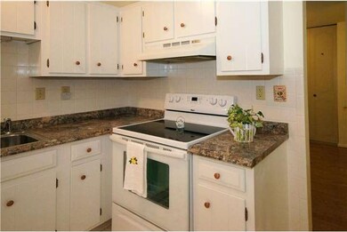 13 Thornbury Place, Southampton, NJ 08088 - photo 7