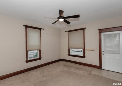 1106 Minnie Ave, Davenport, IA 52802 - photo 2