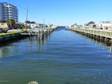 1530 Salter Path Rd unit 42, Atlantic Beach, NC 28512 - photo 3