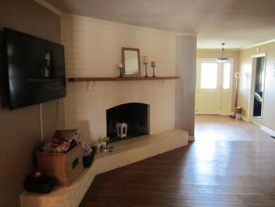 Den w/ fireplace