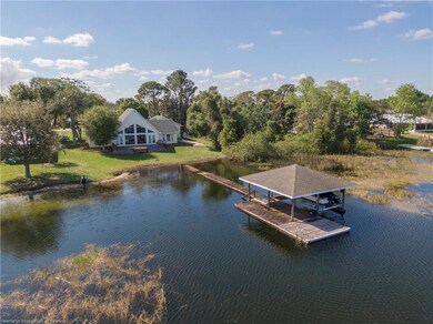 933 Lake Dr E, Lake Placid, FL 33852 - photo 3
