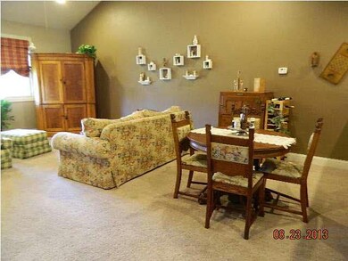 Living-dining area