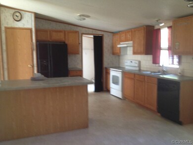 16095 Lodge Ct, Amelia Court House, VA 23002 - photo 4