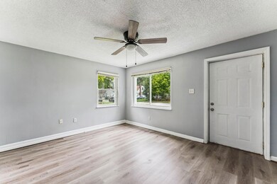 11-web-or-mls-2256-mcguffey-rd