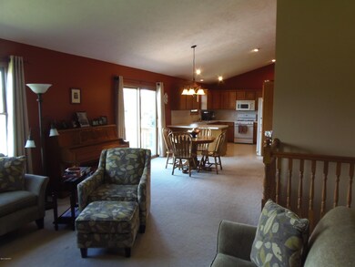 1467 Meadowview St SW, Wyoming, MI 49509 - photo 5