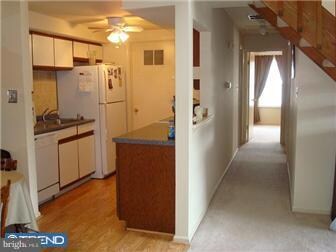 88 Claire Ct unit 8, Blackwood, NJ 08012 - photo 4