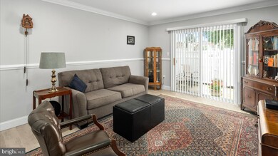 46 Mill Run W, Hightstown, NJ 08520 - photo 6