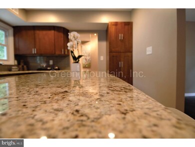 135 Pheasant Ln, Willingboro, NJ 08046 - photo 7