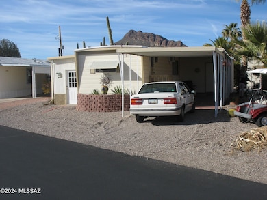 5572 Lazy S Front 1