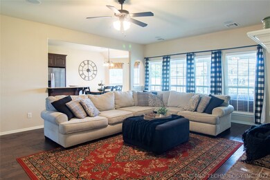 20556 E 47th St S, Broken Arrow, OK 74014 - photo 4