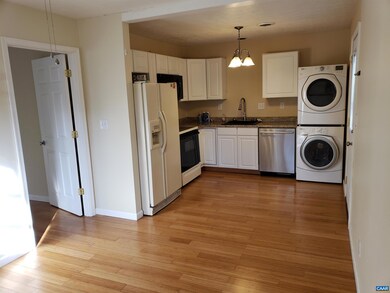 2702 Idlewood Dr, Charlottesville, VA 22901 - photo 4