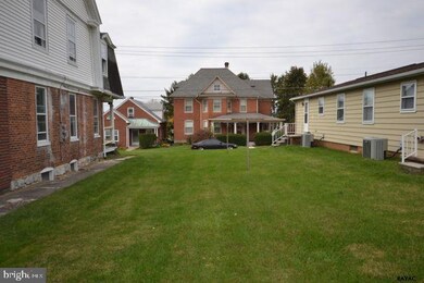 133 N Franklin St, Waynesboro, PA 17268 - photo 5