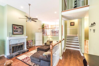 10705 Colonial Woods Lville-25