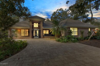 2263 OceanforestBackoftheHomeevening