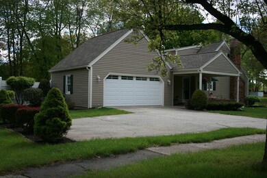 292 Birnie Ave, West Springfield, MA 01089 - photo 4