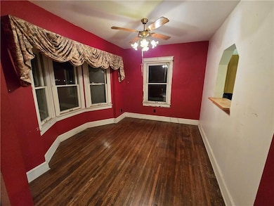 4114 Charlotte St, Kansas City, MO 64110 - photo 5