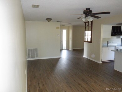 281 E Falconry Ct, Hernando, FL 34442 - photo 7