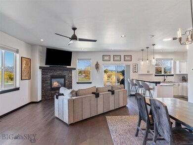 Family Room / Dining Area