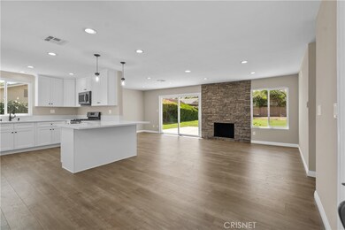 15241 Dorian St, Sylmar, CA 91342 - photo 4