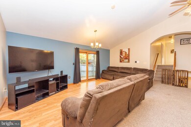 5882 Mineral Hill Rd, Sykesville, MD 21784 - photo 4