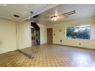 8696 S Heinz Rd, Canby, OR 97013 - photo 4