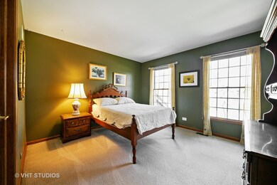 23741 Deer Chase Ln, Naperville, IL 60564 - photo 6