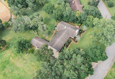 404 N Shadowbend Ave, Friendswood, TX 77546 - photo 7