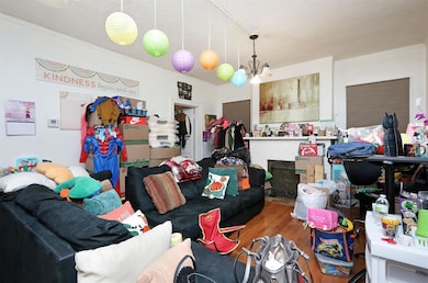 1175 21st St, Des Moines, IA 50311 - photo 2