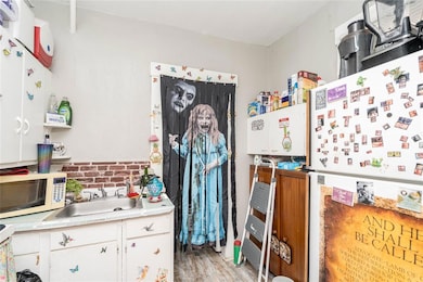 1825 7th St, Des Moines, IA 50314 - photo 5