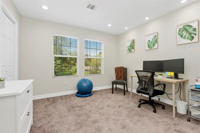 5010 Creekmont Dr, Houston, TX 77091 - photo 4