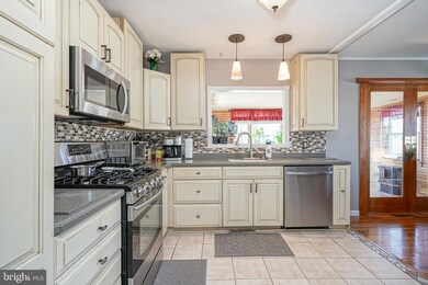 787 Lancing Rd, West Deptford, NJ 08096 - photo 4
