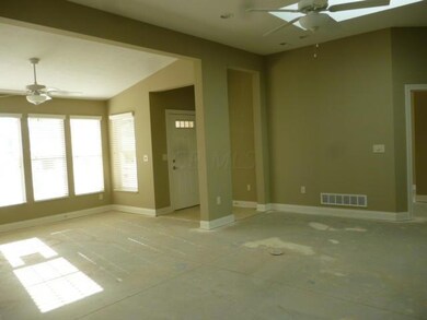 5935 Eiger Dr, Columbus, OH 43213 - photo 6