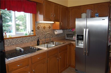 618 Montpelier Ave, Erie, PA 16505 - photo 2