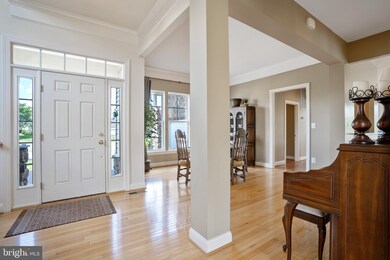 12416 Rochester Park Ct, Bristow, VA 20136 - photo 3