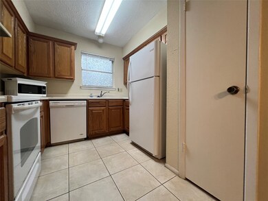 23226 Wintergate Dr, Spring, TX 77373 - photo 4