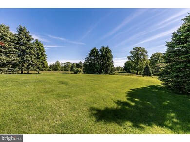 385 Hallman Rd, Douglassville, PA 19518 - photo 4