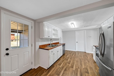 213 Mountain Rd, Clinton, TN 37716 - photo 6