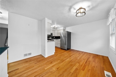 316 Cricketwood Ct, Canonsburg, PA 15317 - photo 7