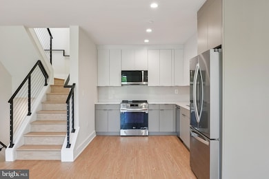 2134 Wisconsin Ave NW unit 6, Washington, DC 20007 - photo 3