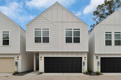 5737 White Magnolia St, Houston, TX 77091 - photo 2