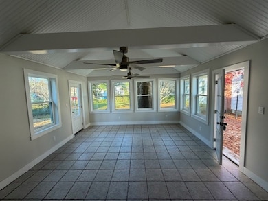 27 Main St, Wachapreague, VA 23480 - photo 6