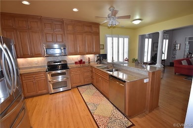 New renovated cabinets are quite striking. The sta