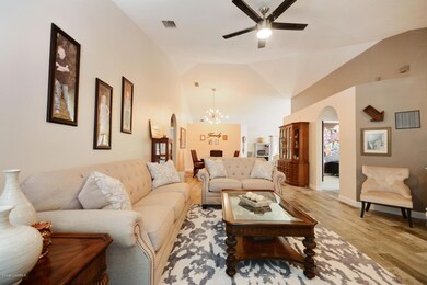 17_living_room