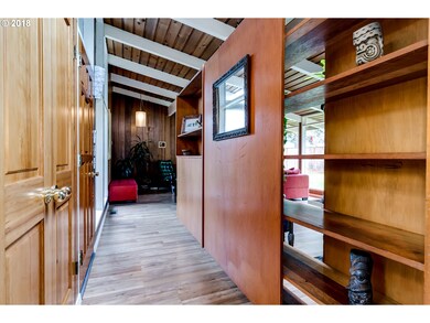 Entrance/Foyer