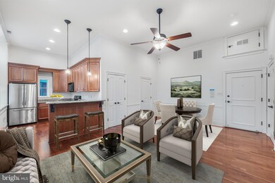 542 E Hector St unit 2, Conshohocken, PA 19428 - photo 2