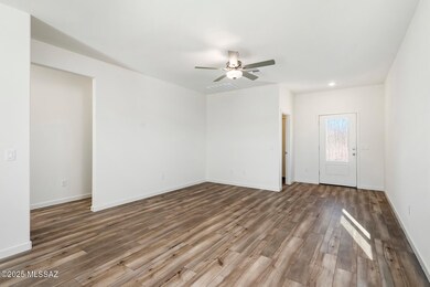 Southwest_Acacia_R_003