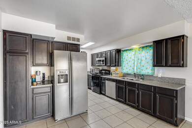 3844 W Calavar Rd, Phoenix, AZ 85053 - photo 2