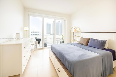 Two Midtown Miami Condominium unit H0604, Miami, FL 33137 - photo 6