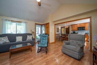 46 Hemlock Hill Rd, West Springfield, MA 01089 - photo 7