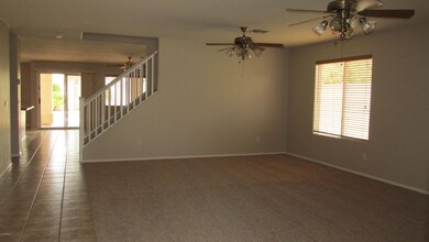 LIVING RM